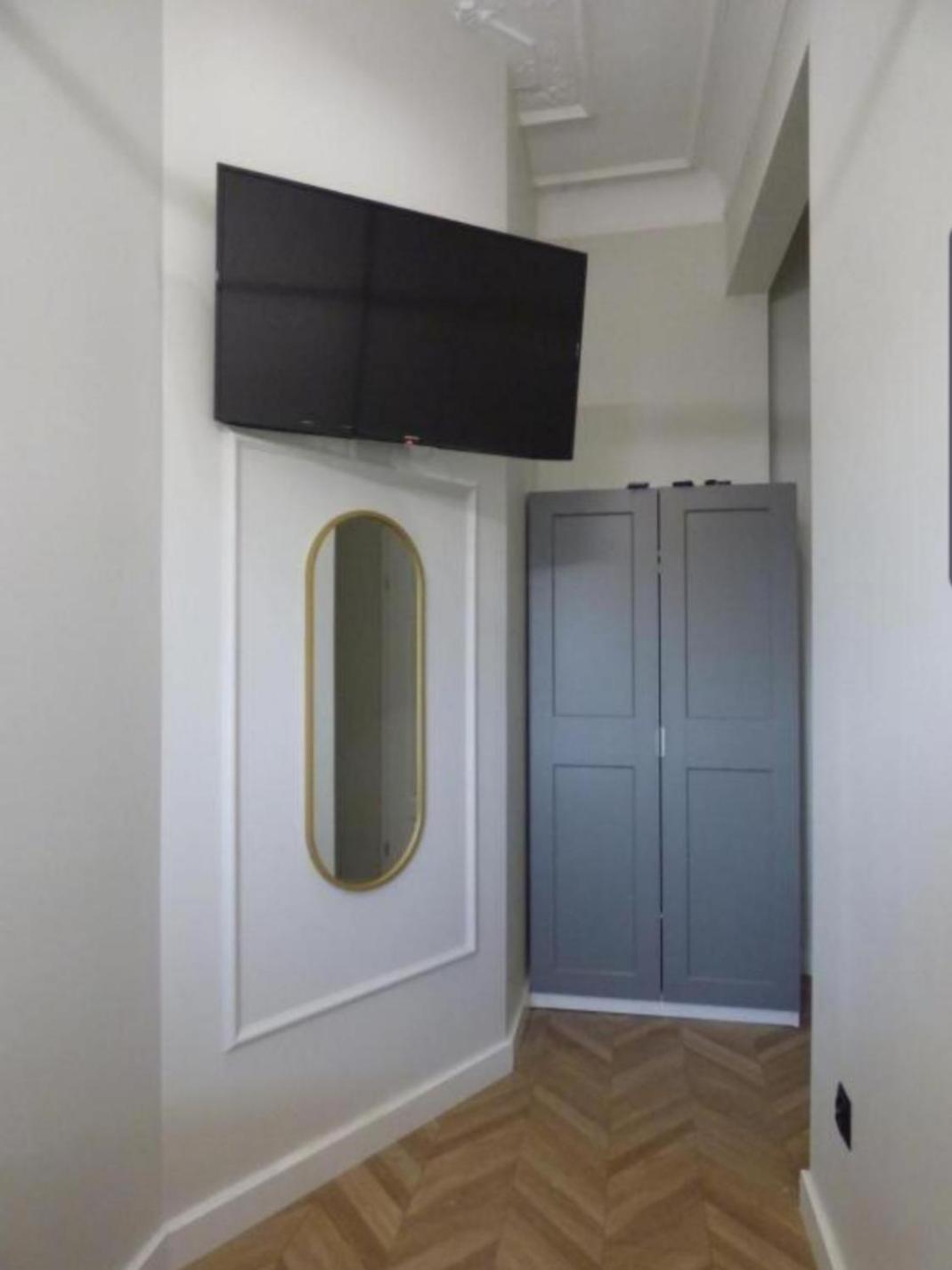 Kopernik Premium Rooms Apartment Stary Toruń Oda fotoğraf